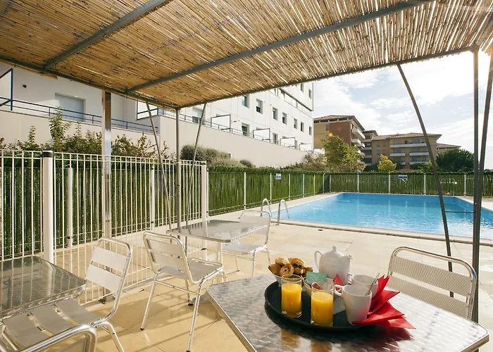 شقة فندقية Residhome Occitania 3*