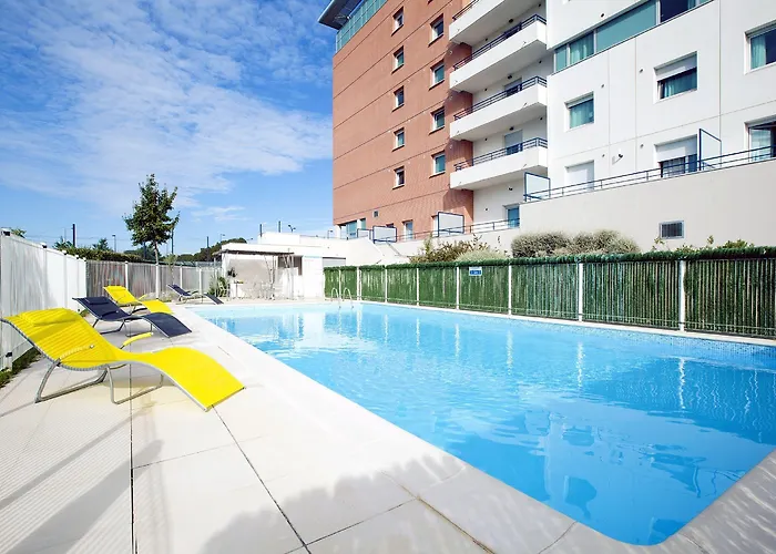 Residhome Occitania Apartahotel 3*